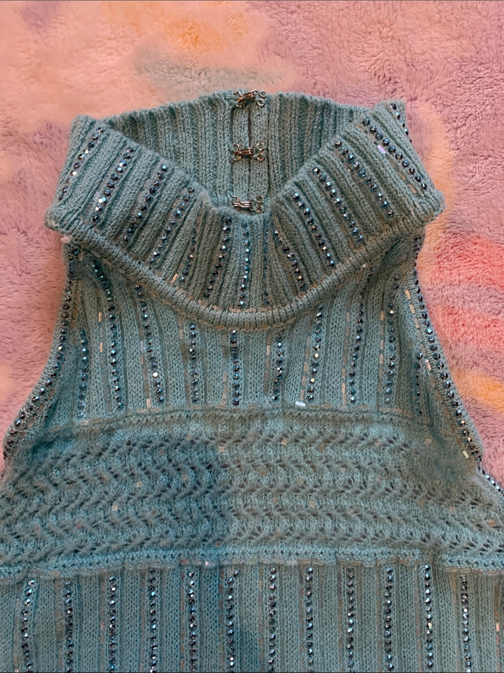 Spring 2003 St. John Evening Beaded Knit Halter Top - Picture 4 of 11
